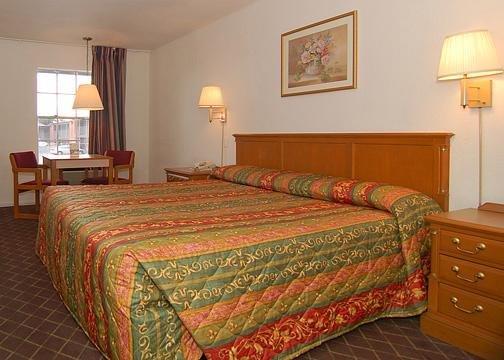 Econo Lodge Huntsville- University Area Exteriér fotografie