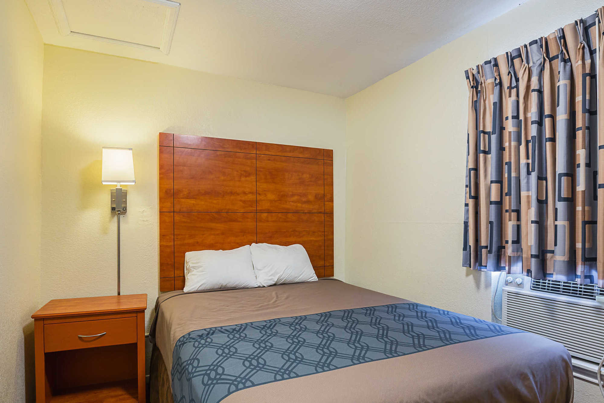 Econo Lodge Huntsville- University Area Pokoj fotografie
